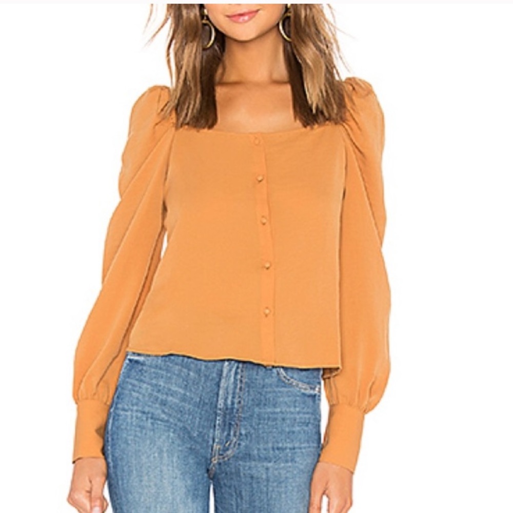 ✨NWT✨ Peasant top